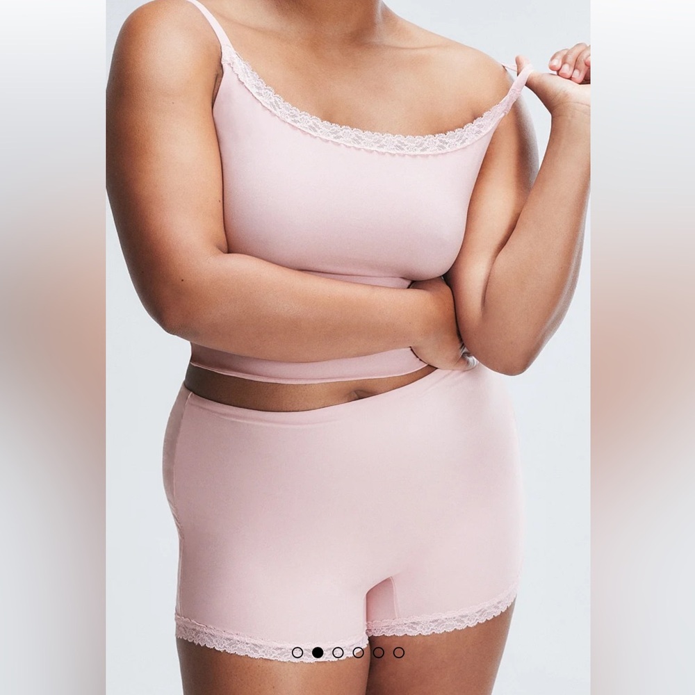 New Savage Fenty sleep hug set size medium